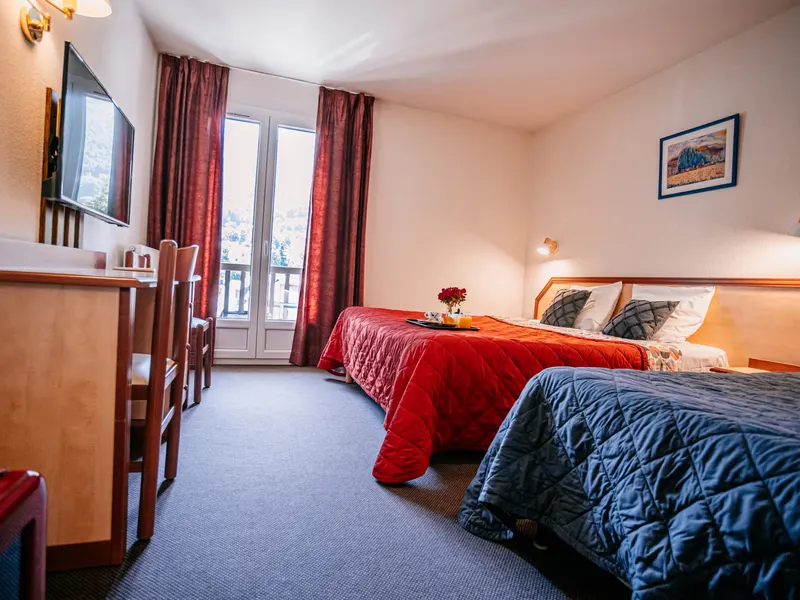 Chambre Triple Supérieure avec Balcon